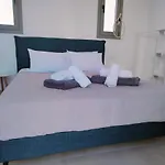 فيلة Alpha غينادي